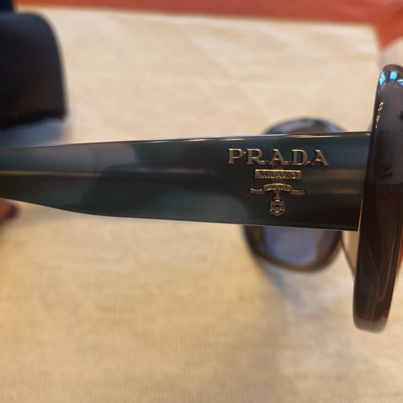 Authentic Prada Lavender and Blue Tortoise Shell Sunglasses - Picture 6 of 8